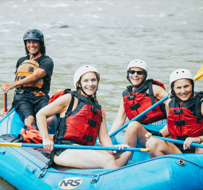 river rafting Manuel Antonio, river rafting, whitewater rafting, nature, national park River Rafting from Manuel Antonio / Quepos, Jacó, Playa Hermosa (Central), El Silcencio, ... - Costa Rica